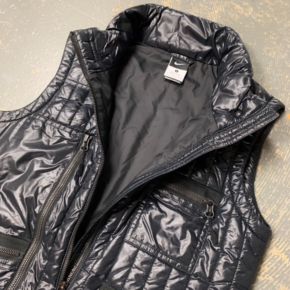 Very unique Nike Running Vest! - Picture 6 of 8